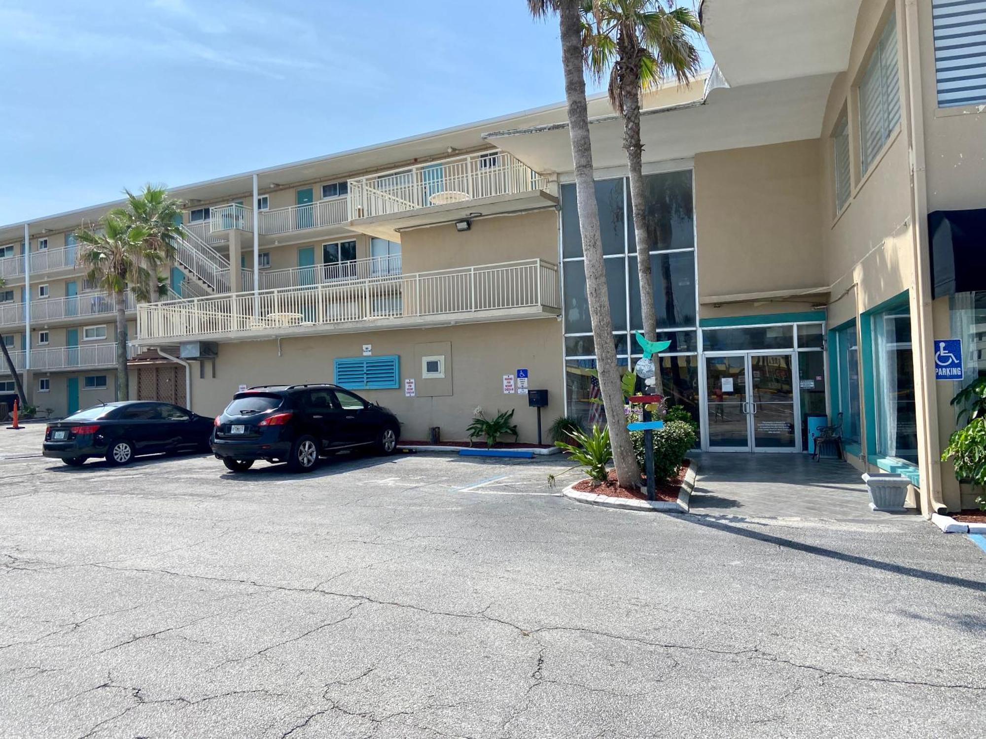 Ocean Breeze Appartement Daytona Beach Buitenkant foto